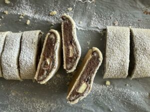 מתכון לעוגיות מגולגלות נוטלה וקינדר ללא גלוטן